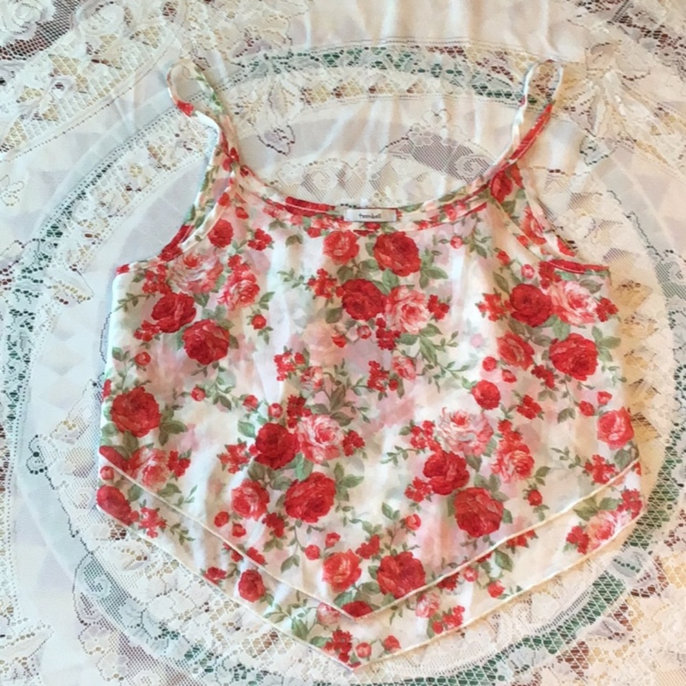 Top/flowers/spaghetti strap - Picture 3 of 4